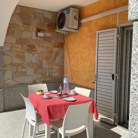 Benitike House Lägenhet Cala Gonone