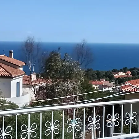 Benitike House 아파트 *